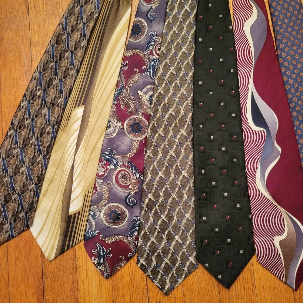 12 Necktie Lot Bundle Multicolor Silk Geometric Paisley Crafting Preppy Academia